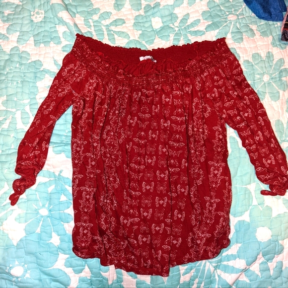 Sonoma butterfly pattern red blouse medium - Picture 1 of 1